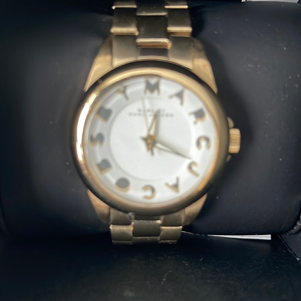 Gold Marc Jacob’s watch